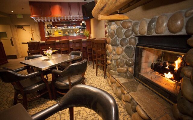Forest Suites Resort at Heavenly Village