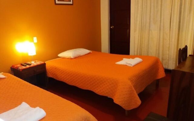 Hostal Intikahuarina B&B