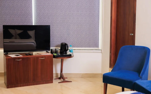 The Eliot Hotel & Banquet