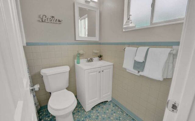 Sea Foam Suites
