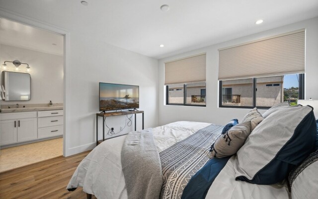 New Construction Luxury Home With Ocean View Rooftop Deck 815 4th by Redawning