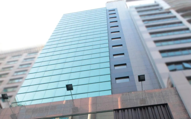 Noble Park Hotel