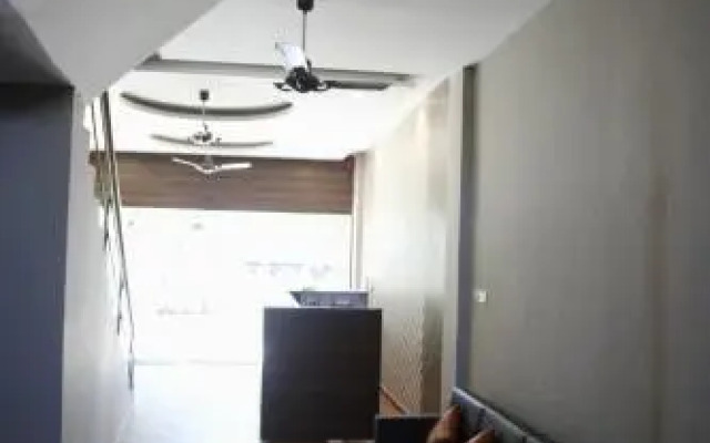 Hotel Elite Inn