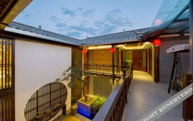 Yinman·Courtyard Yushe Life Aesthetics Designer B&B (Lijiang Old Town Sifang Street)