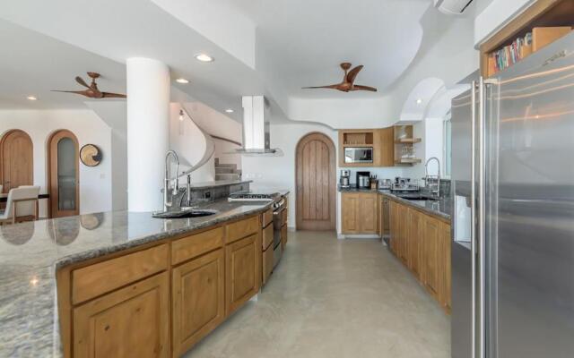 The one and only Pedregal Hollywood House