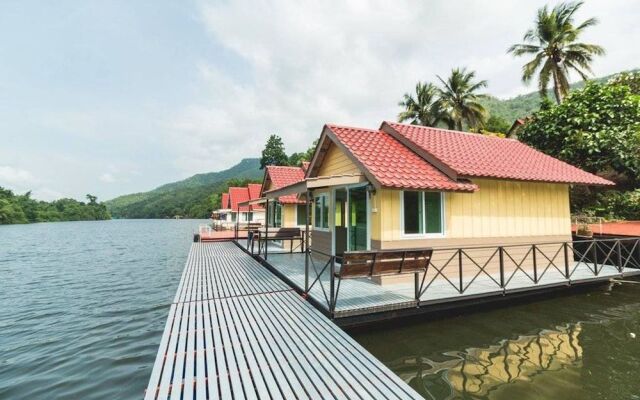 Naphatphorn Resort