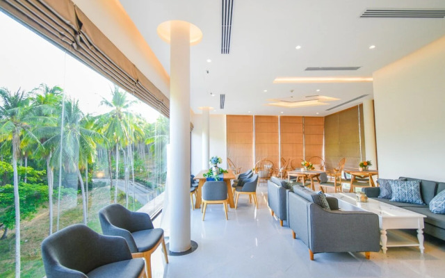 The Aristo Beach Resort Surin