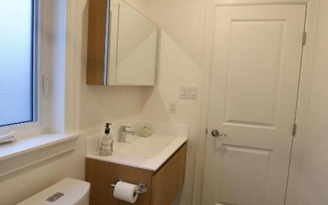 Vancouver Traveller B&B