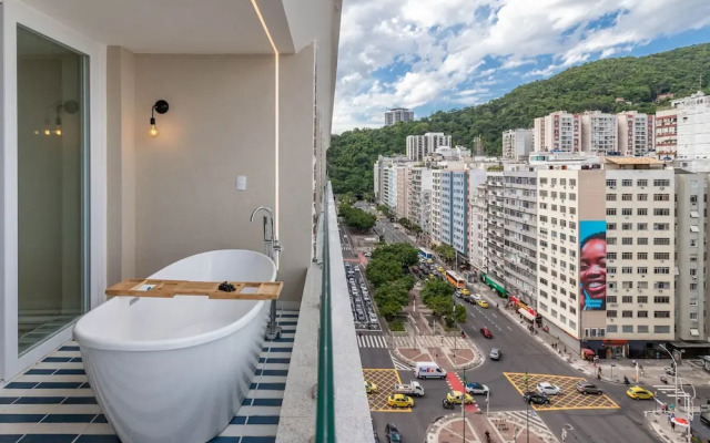 Sea View and Balcony With Bathtub Q21