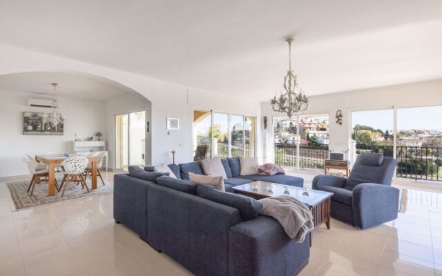 Holiday Home Villa Unica