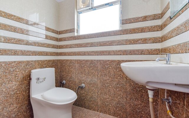 Fabhotel Grand Lotus