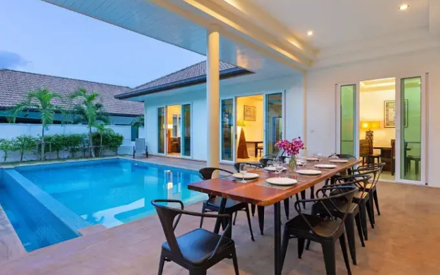 Villa Bright Star
