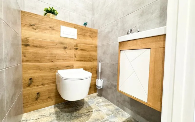 Апартаменты Лайк Хоум на ул. Александра Полина, д. 3