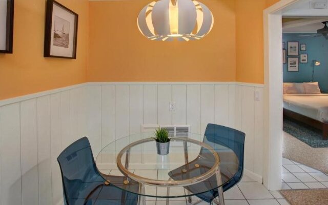 Paradise Suites & Vacation Rentals