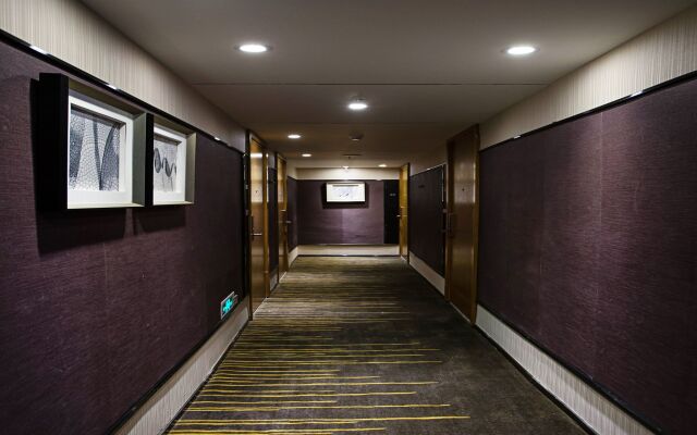 Insail Hotels (Gongbei Port Zhuhai)