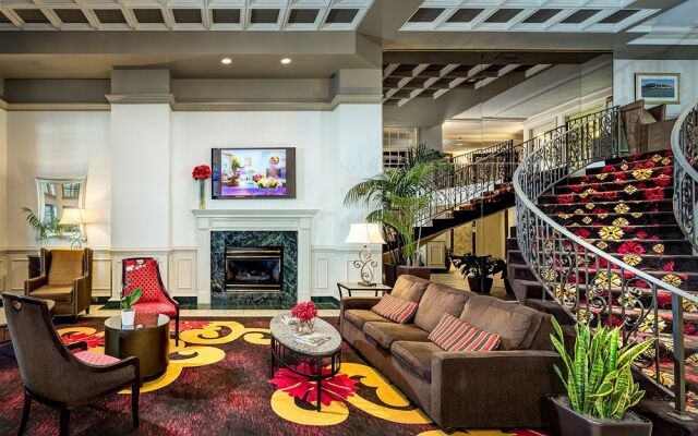Holiday Inn Rosslyn @ Key Bridge