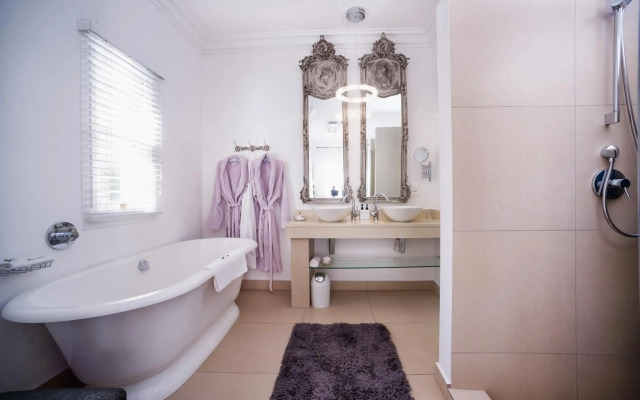 Batavia Boutique Hotel