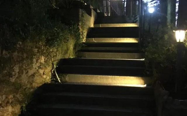 Lushan Dongtian Guesthouse