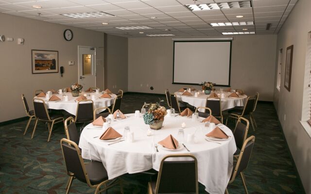 Candlewood Suites Fargo-N. Dakota State University by IHG
