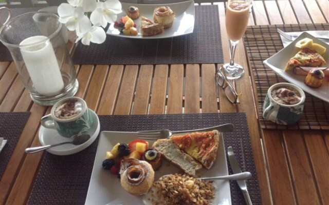 Marjorie's Kauai Inn
