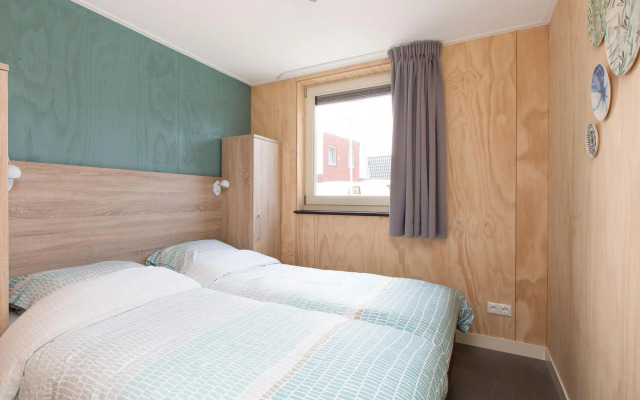 Bungalow With a Terrace Near the Sneekermeer