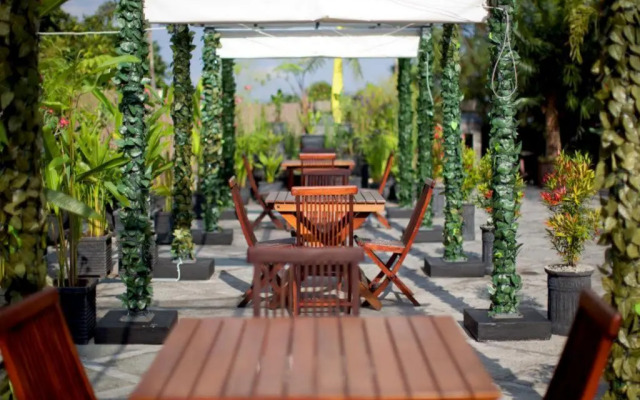 The Valley Resort Hotel