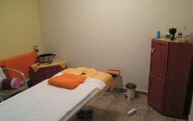 Iceberg Apart Hotel & SPA