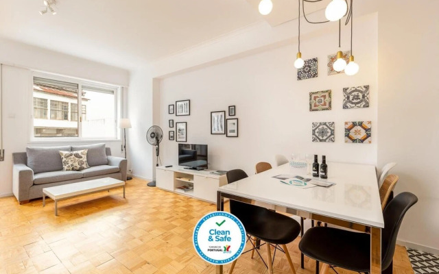 Feel Porto Stylish Flat II