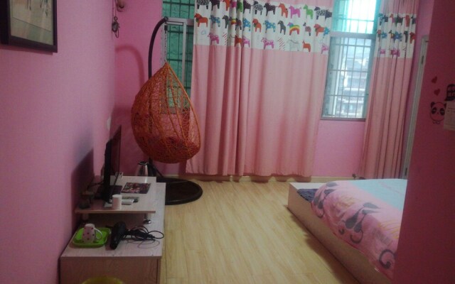 Fenghuang Hua Xiang Yuan Inn