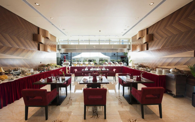 Sunday Mega Hotel Sheikh Zayed Road Near DIFC