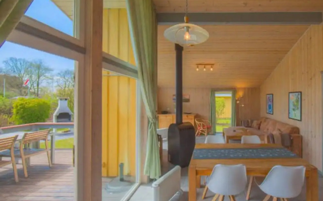 Ferienhaus mit Sauna im Ferienpark Mirow