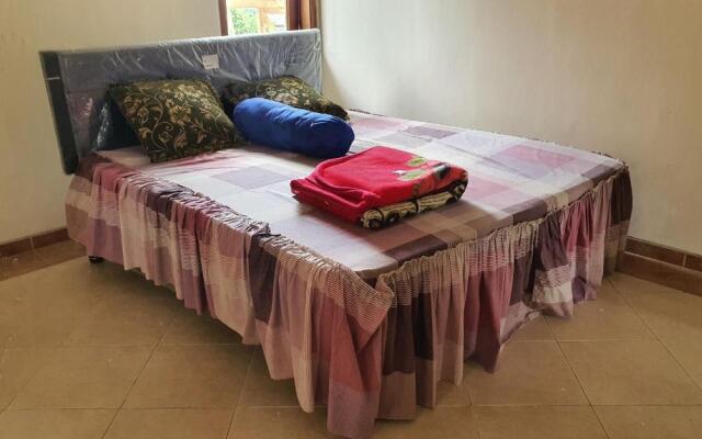 OYO 90043 Vila Afanda Syariah