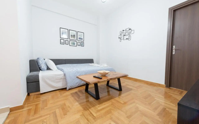 Spacious family home near Acropolis in Koukaki!