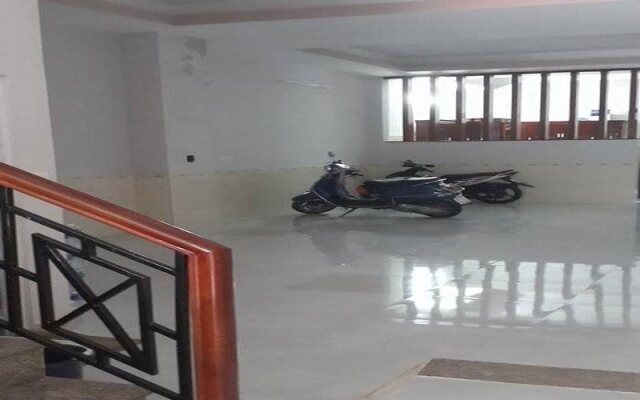 Hang Hoa Hotel