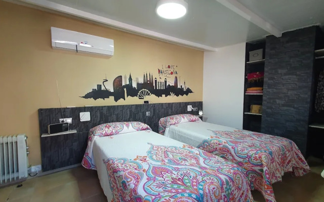 Attic Terrace BBQ, Airport-Barcelona, cerca Playas Castelldefels