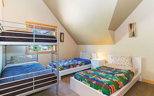 Heart of Truckee by Tahoe Mountain Properties