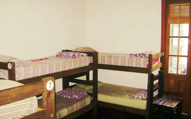Llanura Hostel