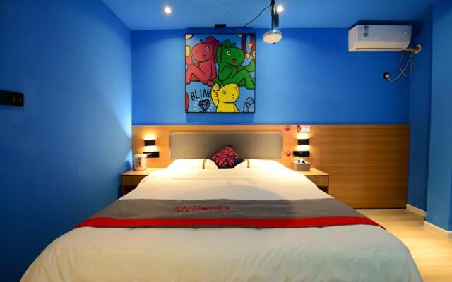 Jun Hotel Hubei Wuhan Jiang'an District Dazhi Road Metro Station