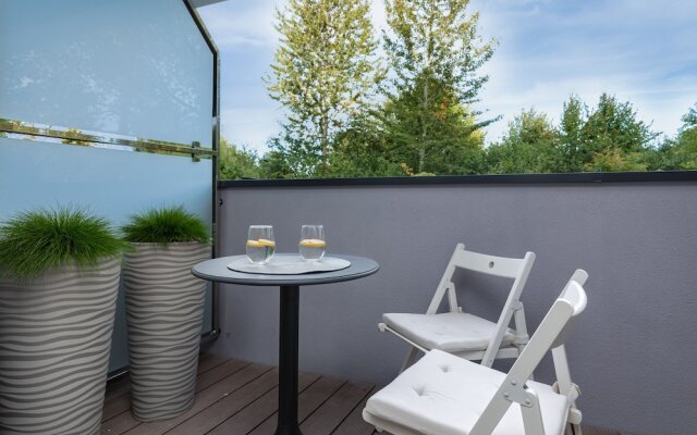 Seaside Apartamenty - 4 Pory Roku