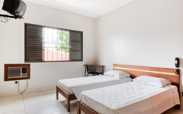 Luar Plaza Hotel