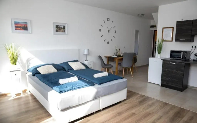 Kossuth Apartmanház