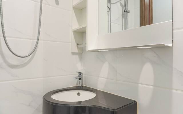 Good And Modern Studio At Sky House Alam Sutera Apartment