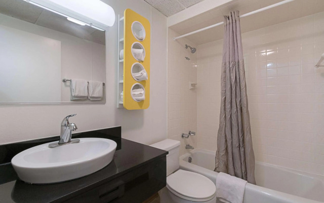 Motel 6 Frackville, PA