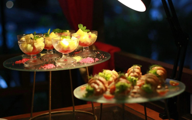 Cakra Kembang Hotel