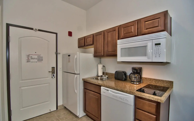 Comfort Inn & Suites Barnesville - Frackville
