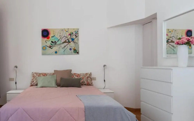 Lungarini Apartment by Wonderful Italy