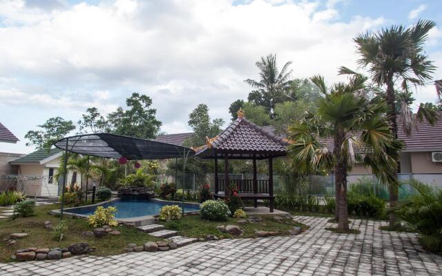 RedDoorz Plus near Banyuwangi Airport