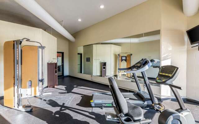 Quality Inn & Suites