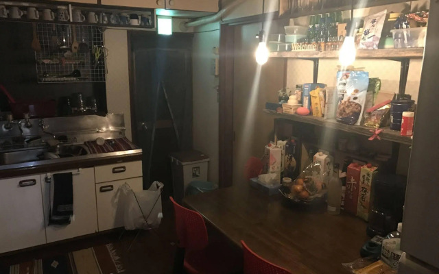 Norishico Auto Guest House - Hostel
