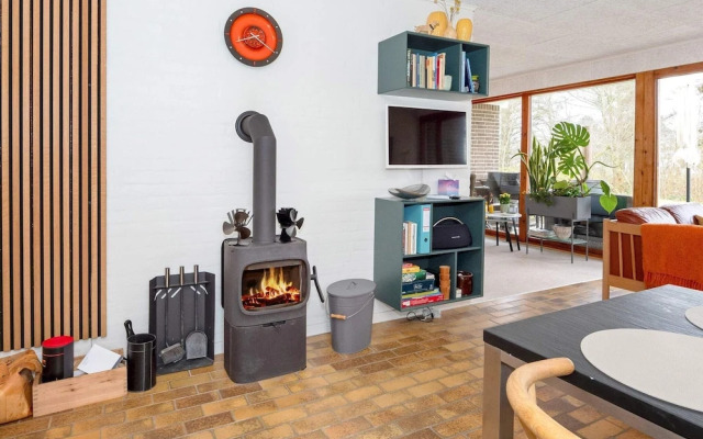 5 Person Holiday Home in Thyholm